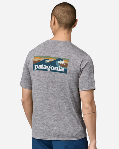 M's Cap Cool Daily Graphic Shirt - Waters - Boardshort Logo Abalone Blue / Feather Grey