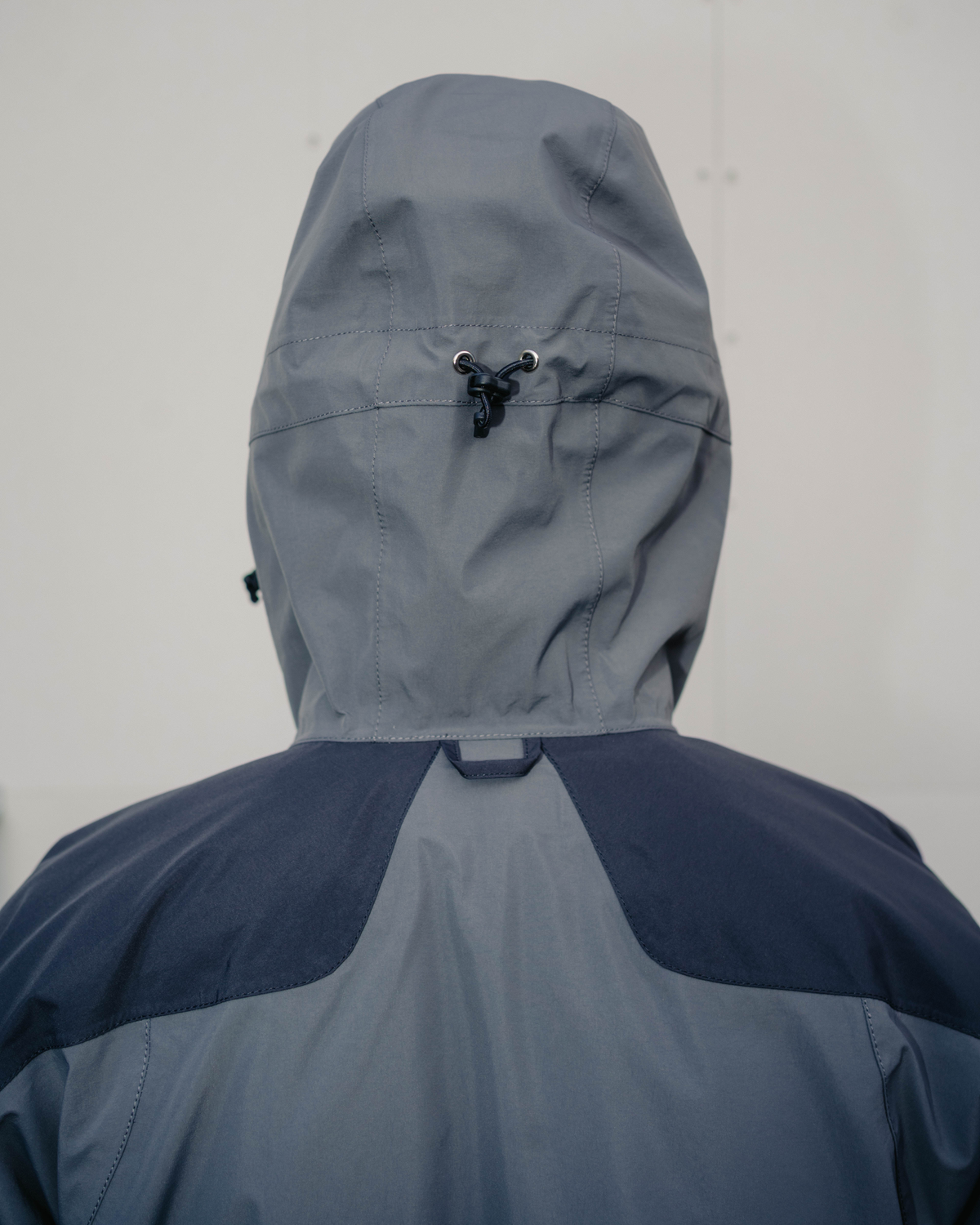 Dyngja Shell Jacket - Black