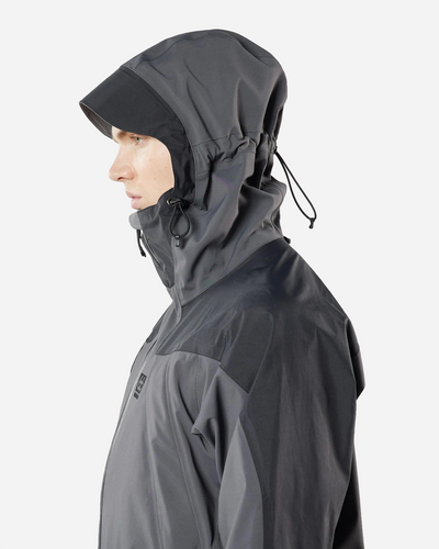 Dyngja Shell Jacket - Black