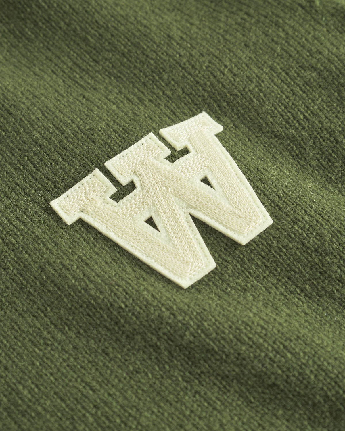 Tay AA CS Jumper - Green Moss