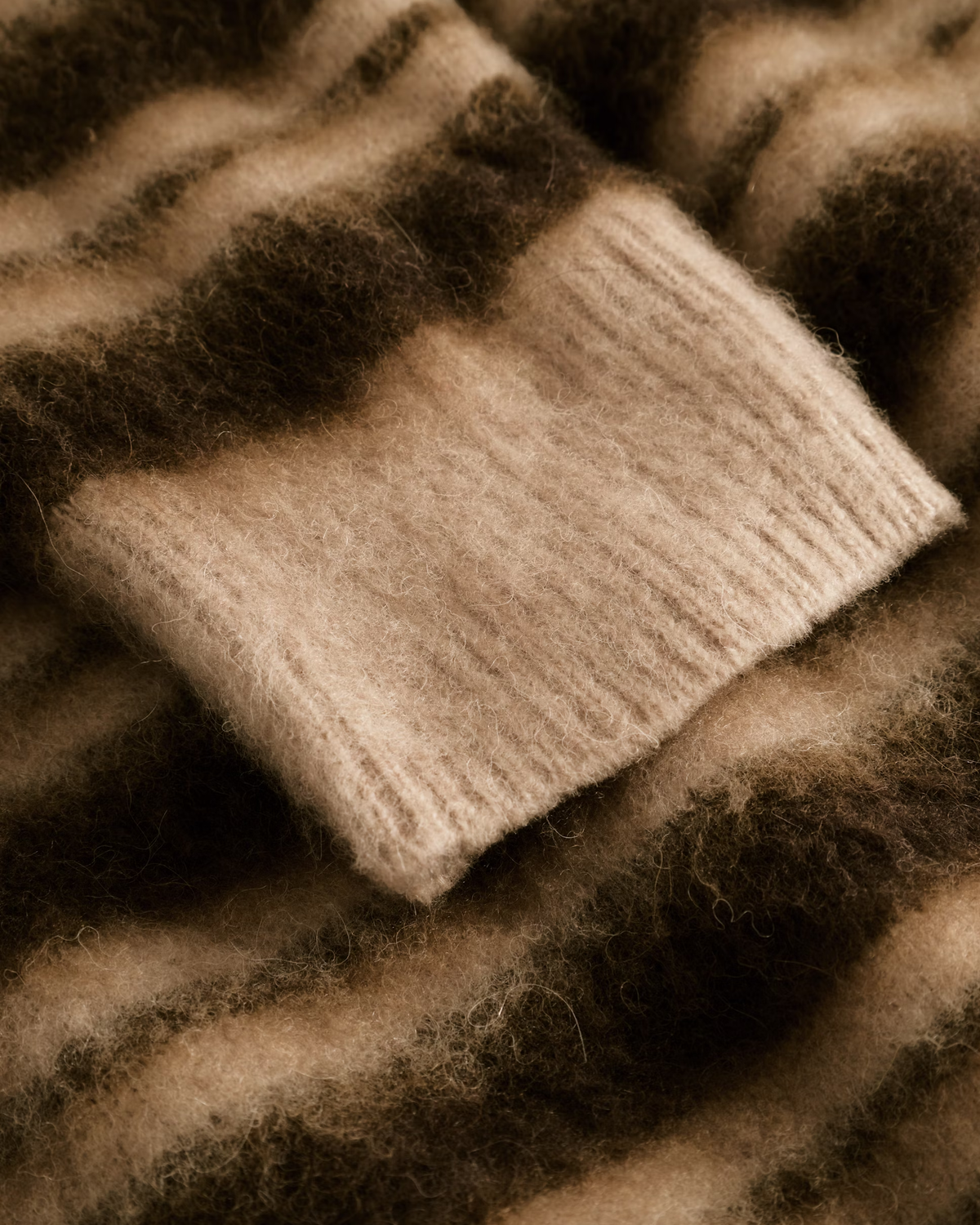 WWEnker Crewneck - Greige stripe