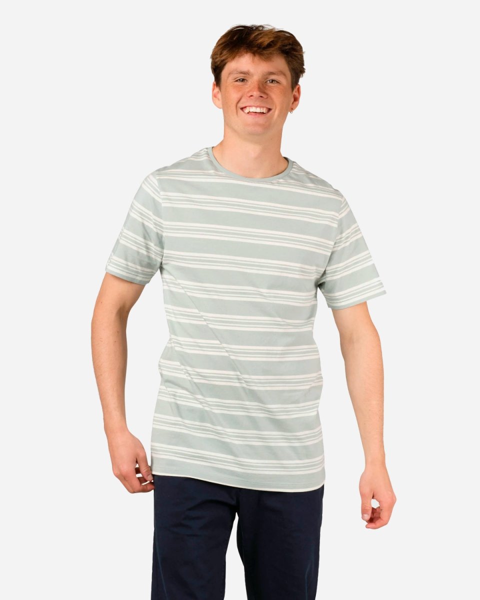 Arnold Tee - Salvie/Cream - Munk Store