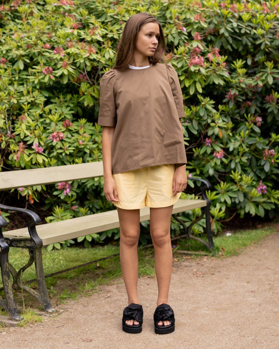 Billie top - Taupe - Munk Store