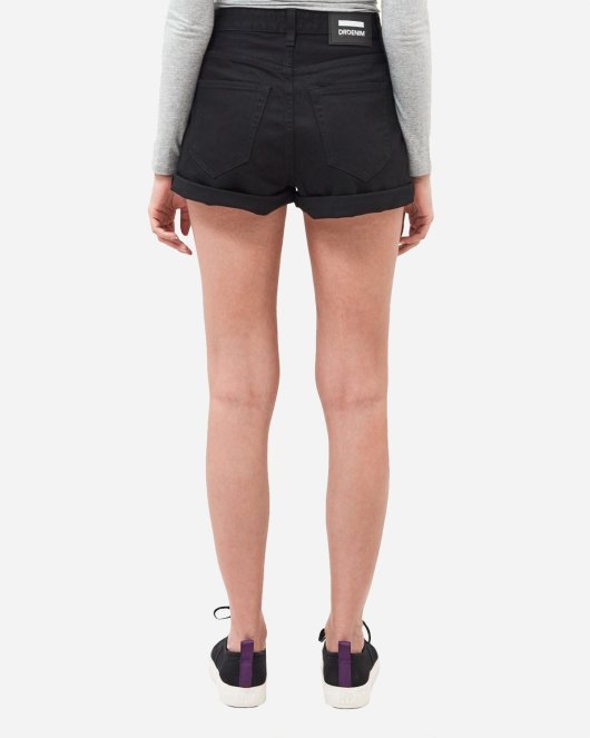 Jenn Shorts - Black - Munk Store