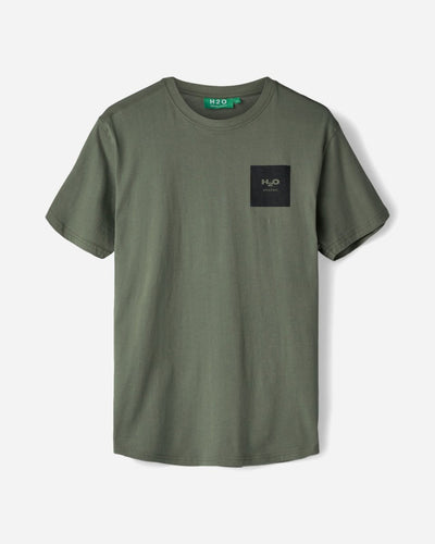 Lyø Organic Tee - Light Army/Black - Munk Store