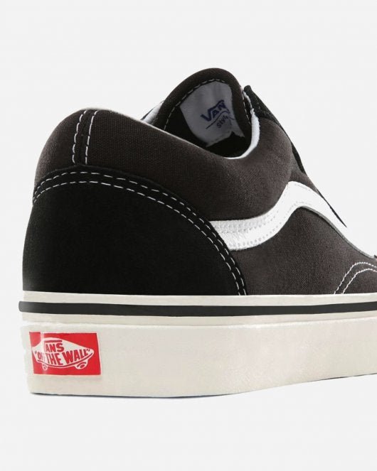 Old Skool 36 DX - Black/White - Munk Store