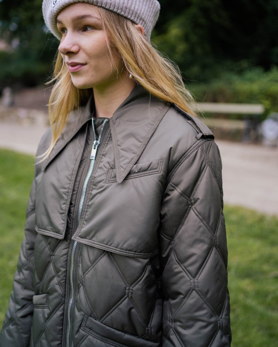Ripstop Quilt Midi Jacket - Kalamata - Munk Store