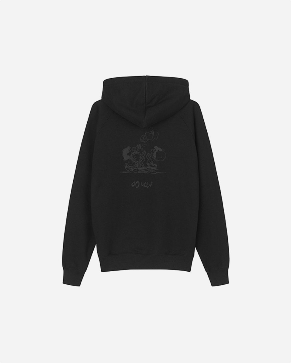 Snoopy Sitting Hoodie - Black - Munk Store