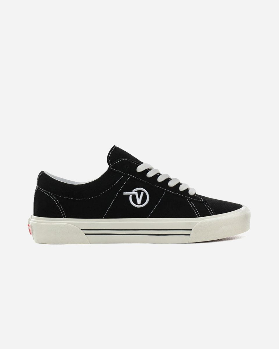 UA Sid DX (Anaheim) - Black/White - Munk Store